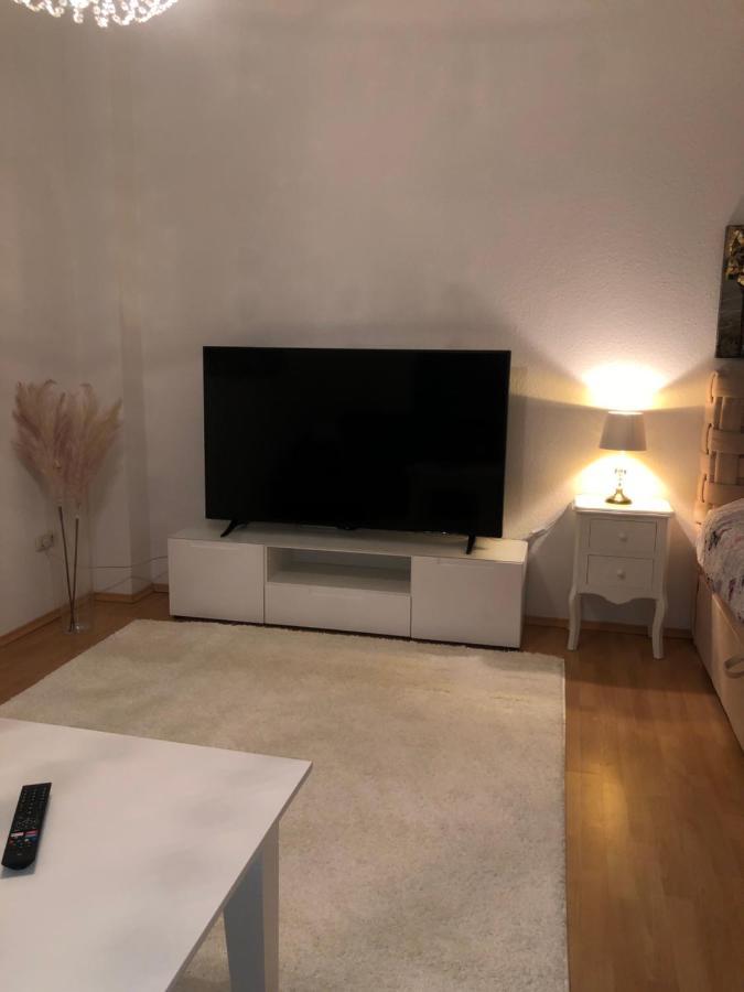 Wohnung Am Schlossgarten 什未林 外观 照片