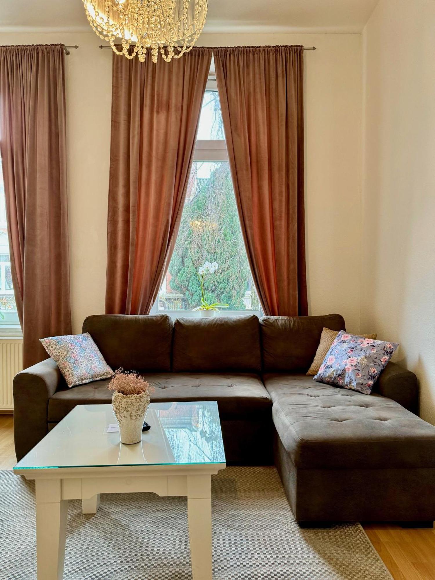 Wohnung Am Schlossgarten 什未林 外观 照片